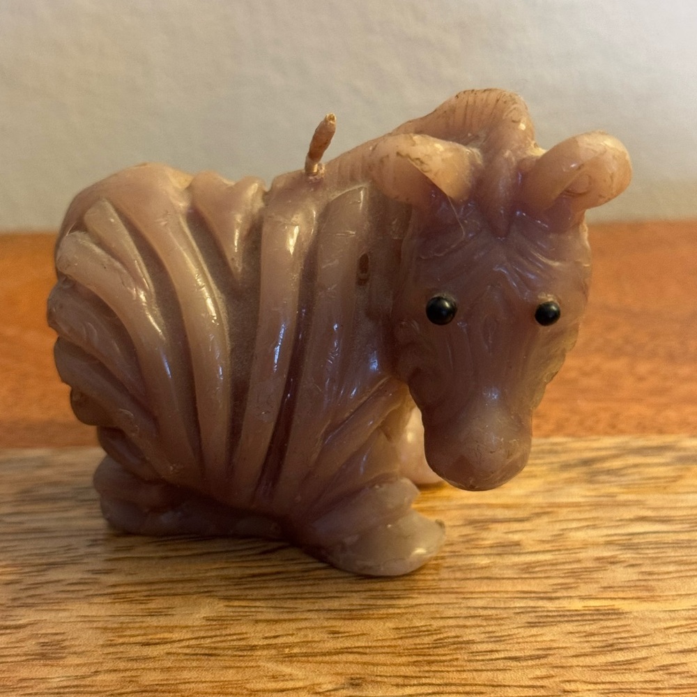 Brown Small Pet Figurine Candle